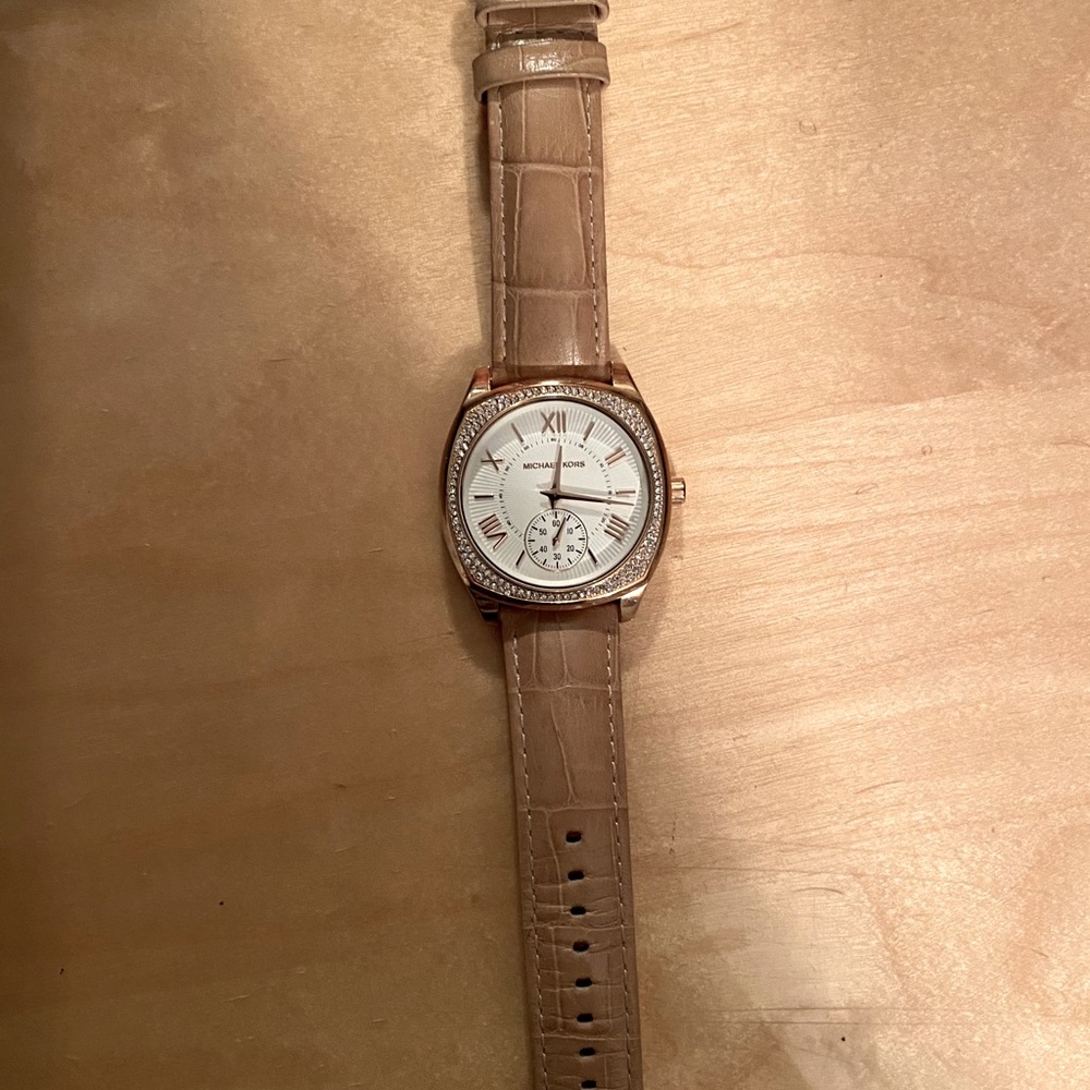 Michael Kors Leather Band Watch - Rose Gold
